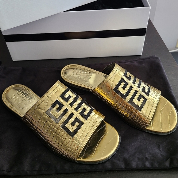 Givency Gold Slippers - Picture 7 of 10